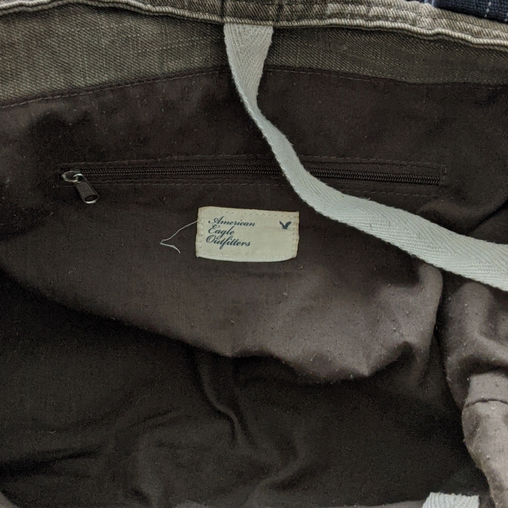 American Eagle weekender tote - Picture 3 of 4